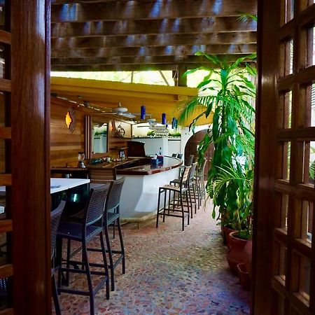 At Wind Chimes Boutique Hotel San Juan Esterno foto