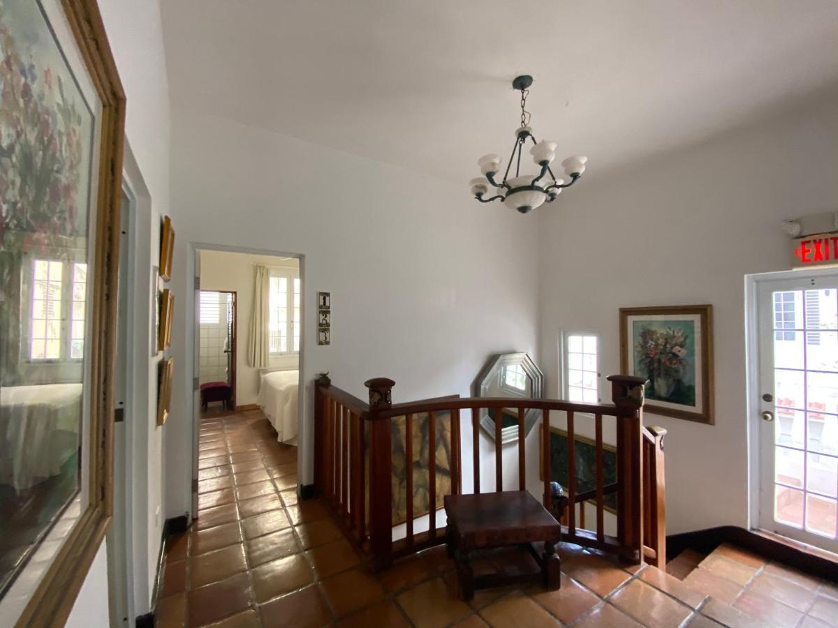 At Wind Chimes Boutique Hotel San Juan Esterno foto