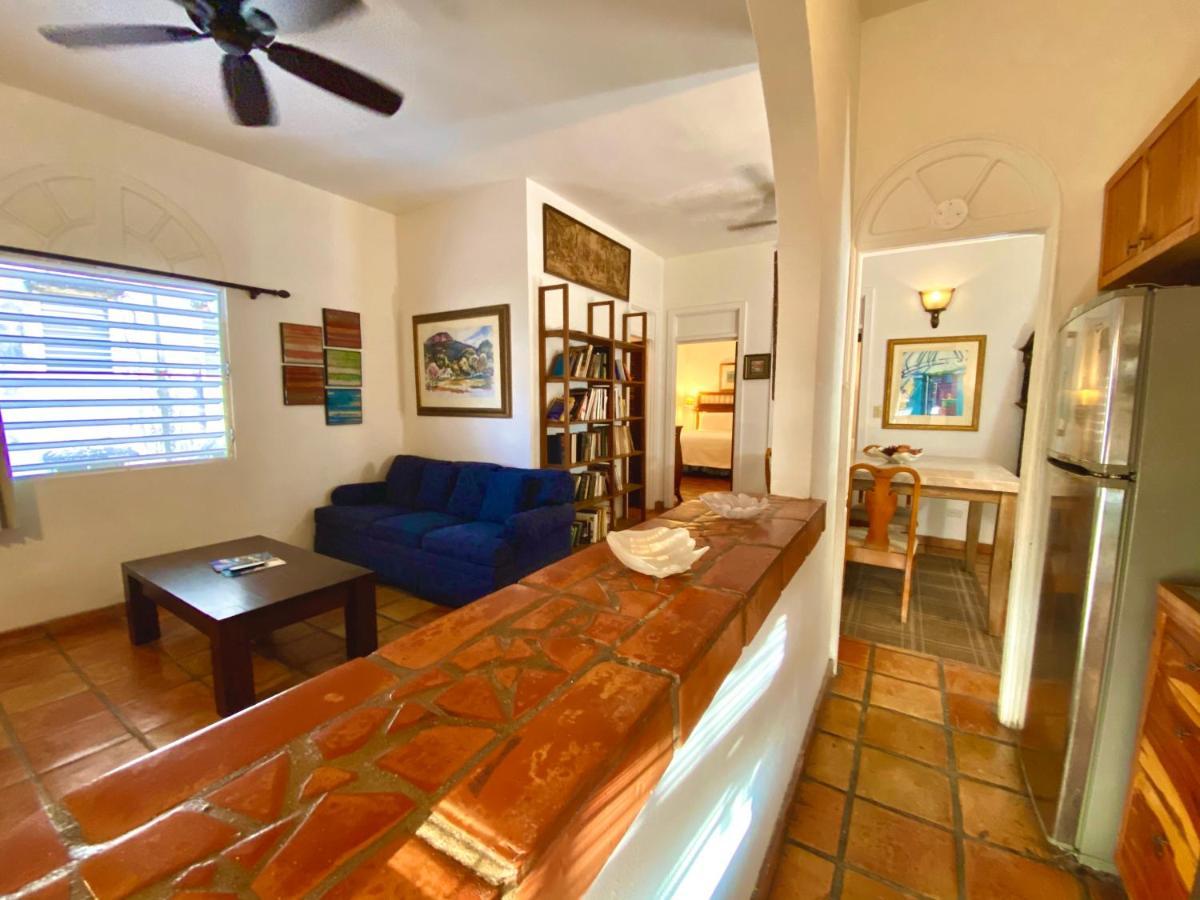 At Wind Chimes Boutique Hotel San Juan Esterno foto