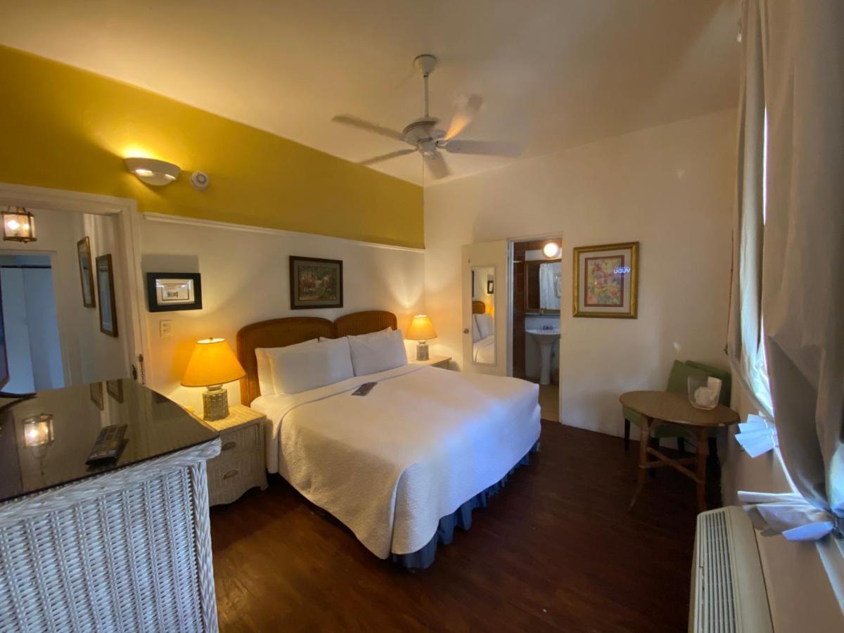 At Wind Chimes Boutique Hotel San Juan Esterno foto