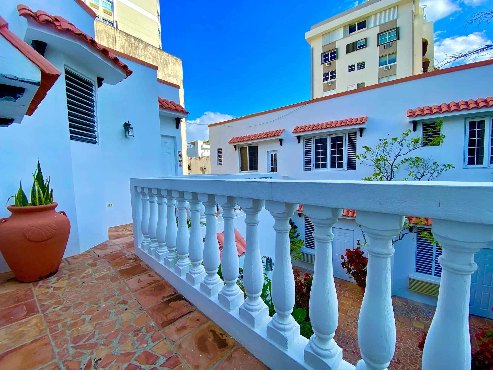 At Wind Chimes Boutique Hotel San Juan Esterno foto
