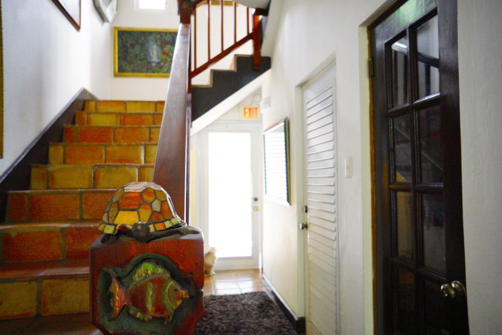 At Wind Chimes Boutique Hotel San Juan Esterno foto
