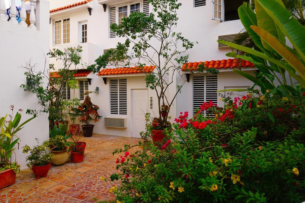 At Wind Chimes Boutique Hotel San Juan Esterno foto