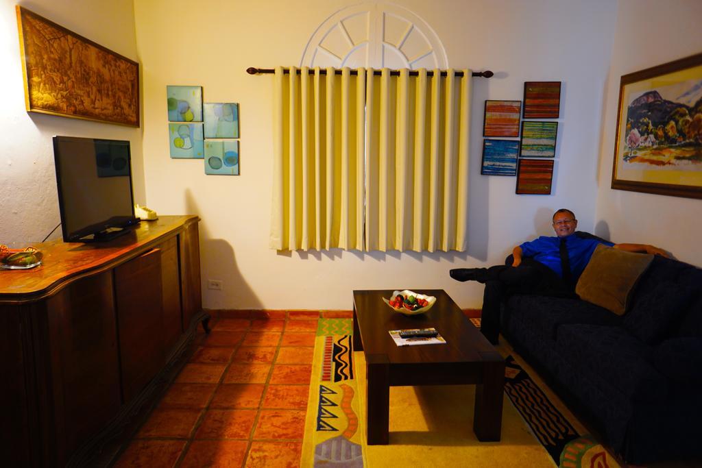 At Wind Chimes Boutique Hotel San Juan Esterno foto